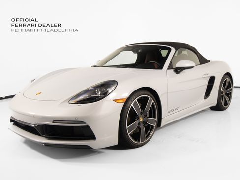 Used 2025 Porsche 718 Boxster GTS RWD image 4