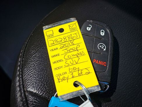 Used 2018 Jeep Compass Latitude w/ Popular Equipment Group image 36