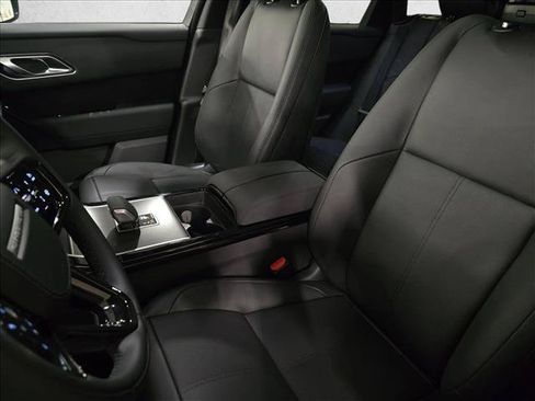 New 2026 Land Rover Range Rover Velar Dynamic SE AWD/4WD image 15