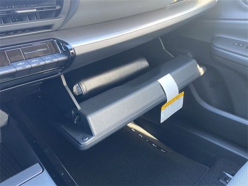 New 2026 Toyota Prius LE image 24