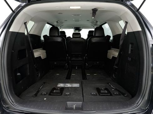 Certified 2022 Kia Carnival LX image 31