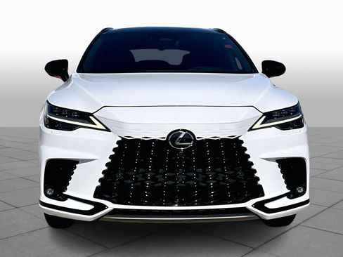 Used 2024 Lexus RX 500h F Sport image 3