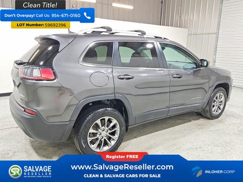 Used 2020 Jeep Cherokee Latitude Plus w/ Cold Weather Group AWD/4WD image 4