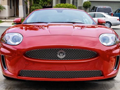 Used 2010 Jaguar XKR R RWD image 21