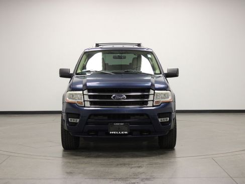 Used 2017 Ford Expedition EL XLT w/ Equipment Group 202A AWD/4WD image 3
