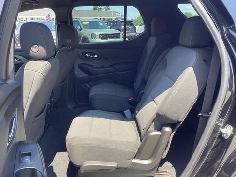 Used 2024 Chevrolet Traverse LT w/ Midnight/Sport Edition AWD/4WD image 14