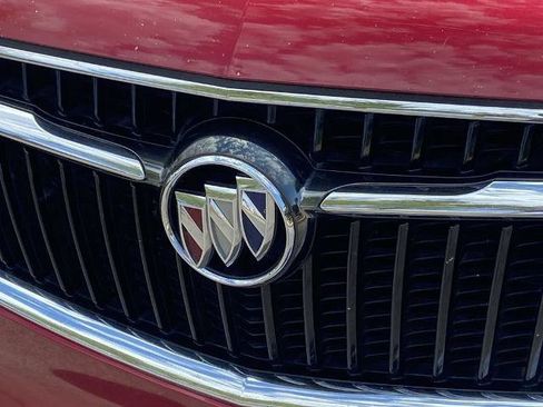 Used 2019 Buick Enclave Essence FWD image 27