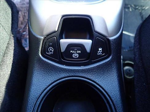 Used 2018 Jeep Compass Latitude w/ Popular Equipment Group image 20