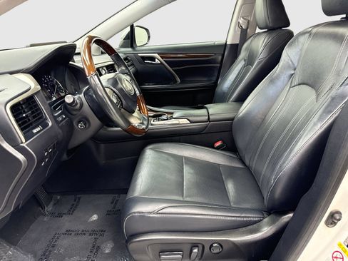 Used 2019 Lexus RX 350 FWD w/ Navigation Package image 17