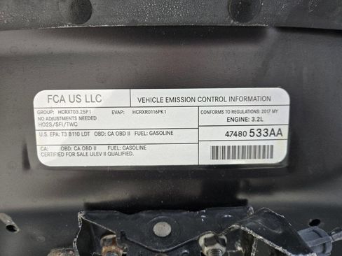 Used 2017 Jeep Cherokee Limited image 21