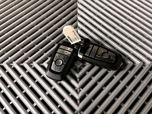 Used 2023 Ford F350 Platinum w/ Tremor Off-Road Package image 9