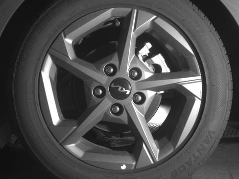 Used 2025 Kia K4 FWD image 14