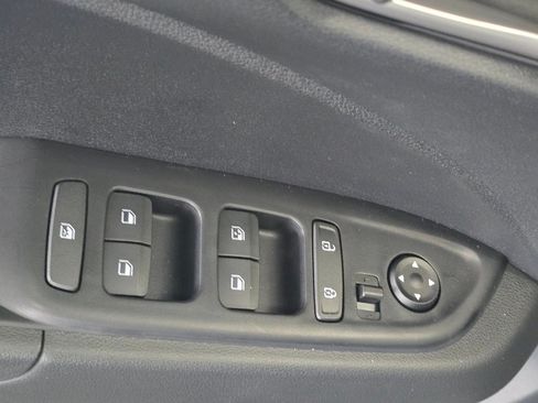 New 2026 Hyundai Venue SEL FWD image 21