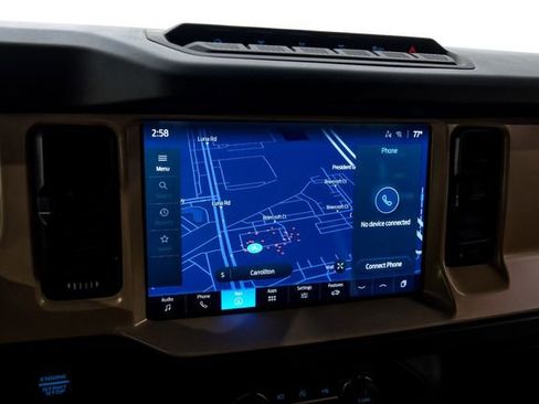 Used 2025 Ford Bronco Badlands image 56