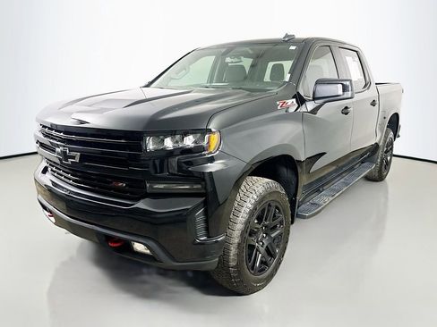 Used 2022 Chevrolet Silverado 1500 LT Trail Boss w/ Bed Protection Package AWD/4WD image 3