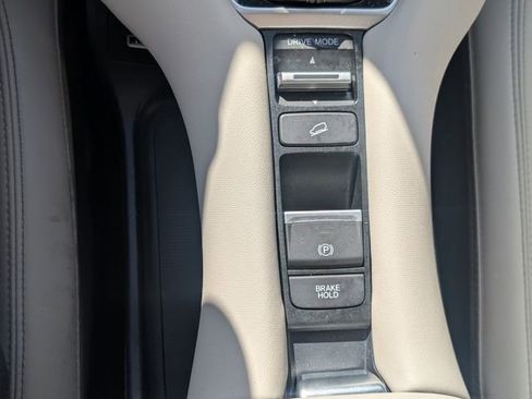 Used 2023 Honda HR-V EX-L image 26