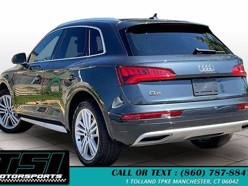 Used 2019 Audi Q5 2.0T Premium Plus w/ Premium Plus Package AWD/4WD image 12