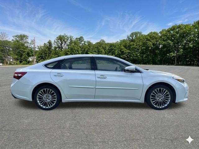 Used 2017 Toyota Avalon Limited w/ Carpet Mat Package FWD image 3