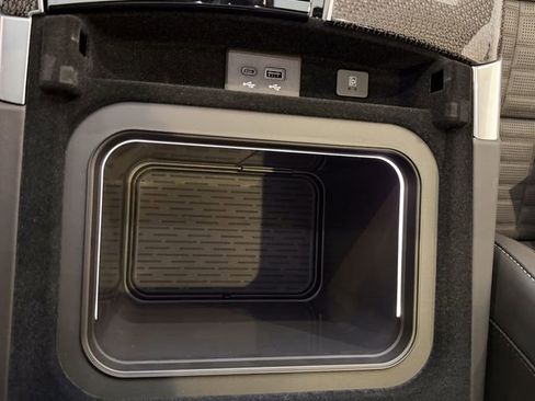 Certified 2026 Cadillac Escalade V w/ LPO, ONYX Package image 29