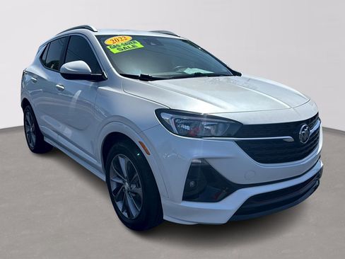 Used 2022 Buick Encore GX Preferred w/ Sport Touring Package FWD image 2