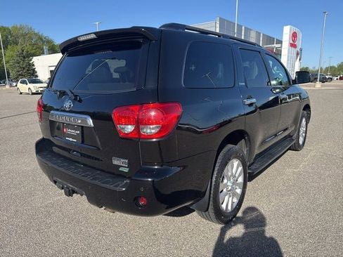 Used 2017 Toyota Sequoia Platinum AWD/4WD image 13
