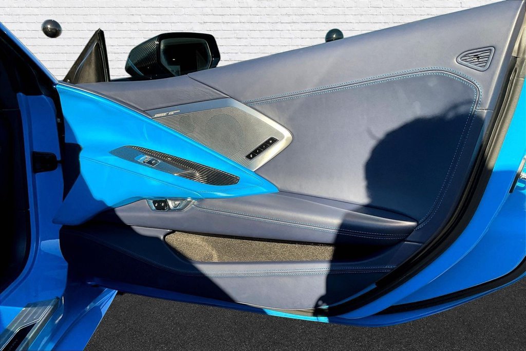 Used 2021 Chevrolet Corvette Stingray Premium Conv w/ Z51 Performance Package RWD image 24