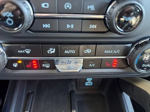 New 2025 Ford Bronco Badlands AWD/4WD image 31