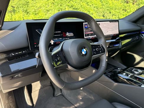 Used 2025 BMW 228i xDrive w/ Premium Package image 17