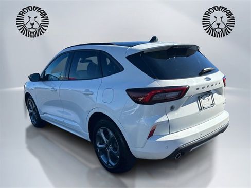 Used 2023 Ford Escape ST-Line w/ Tech Pack #1 image 7