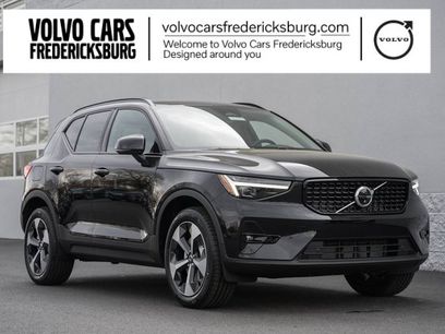 Used 2025 Volvo XC40 B5 Plus w/ Protection Package Premier