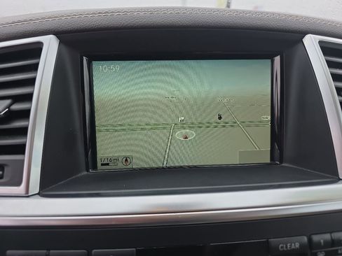 Used 2014 Mercedes-Benz GL 450 4MATIC image 19