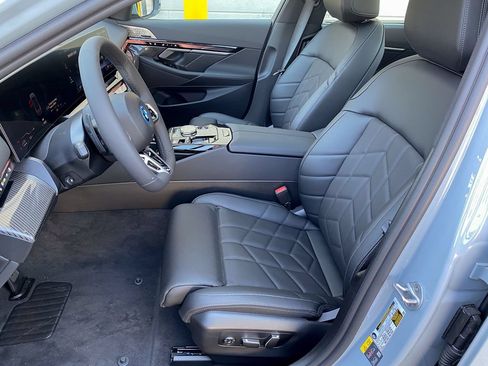 New 2027 BMW 550e xDrive w/ Executive Package AWD/4WD image 15