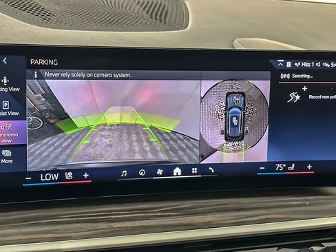 Used 2024 BMW X5 xDrive50e w/ Parking Assistance Package image 19