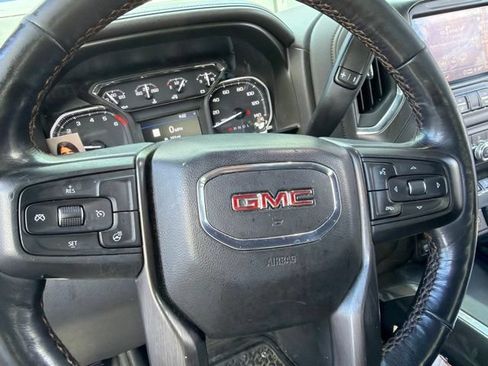 Used 2021 GMC Sierra 1500 AT4 w/ AT4 Preferred Package AWD/4WD image 19