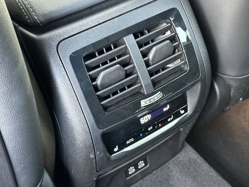 Used 2024 BMW X3 sDrive30i w/ Premium Package image 13