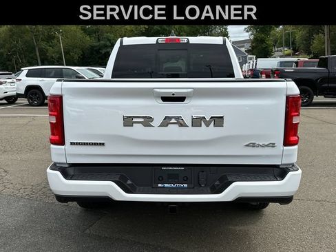 Used 2025 RAM 1500 4x4 Crew Cab image 3