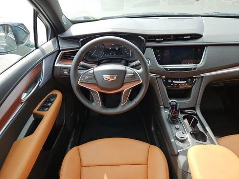 New 2025 Cadillac XT5 Premium Luxury w/ Technology Package image 15