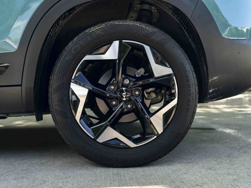 Used 2025 Kia Seltos S FWD image 15