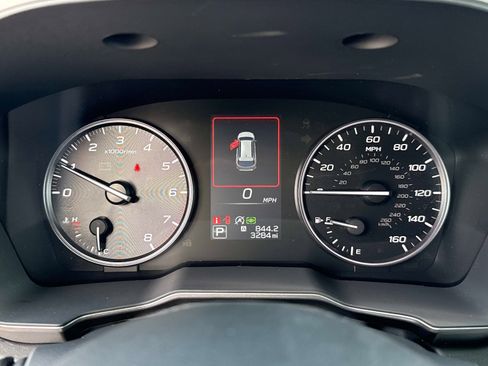 Certified 2025 Subaru Outback Limited image 28