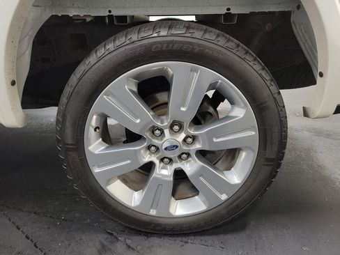 Used 2016 Ford F150 Limited w/ Trailer Tow Package image 11