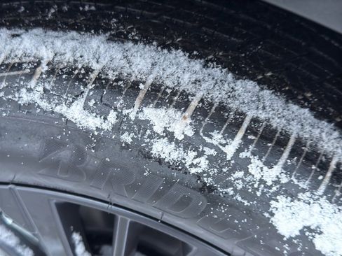 New 2026 Nissan Pathfinder SL image 9