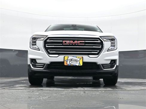 Used 2024 GMC Terrain SLT image 22