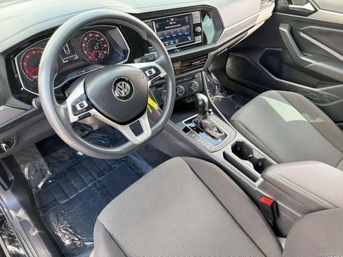 Used 2021 Volkswagen Jetta S FWD image 4