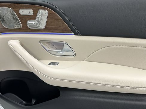 New 2026 Mercedes-Benz GLE 450 4MATIC Coupe image 17