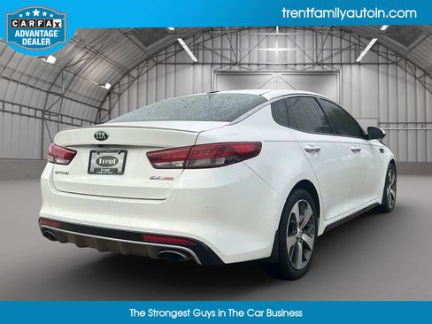 Used 2017 Kia Optima SX image 10