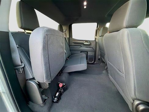 Used 2024 Chevrolet Silverado 1500 RST image 32