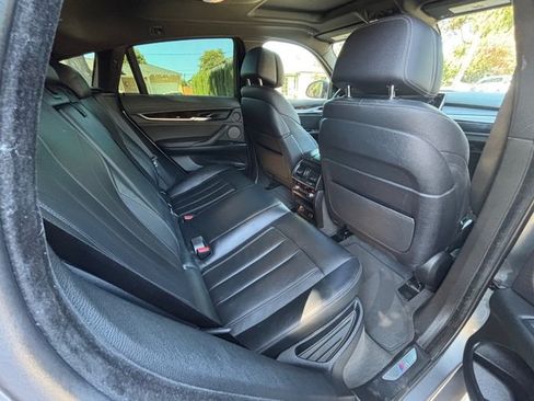 Used 2019 BMW X6 sDrive35i w/ M Sport Package RWD image 36