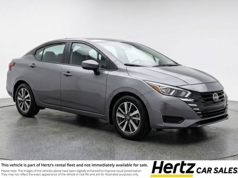 Used 2025 Nissan Versa SV FWD image 1