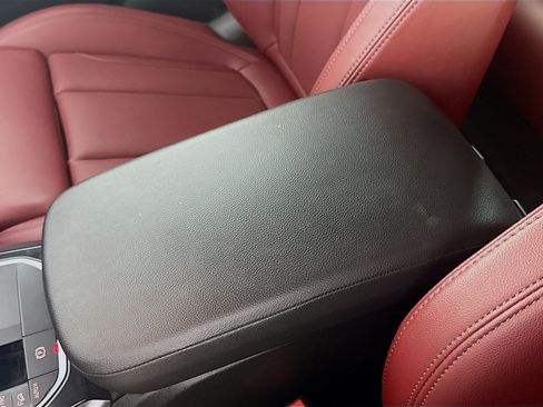 Used 2023 BMW X4 xDrive30i image 18