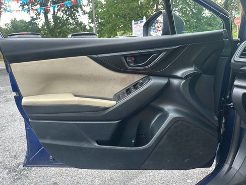 Used 2017 Subaru Impreza 2.0i Premium image 13